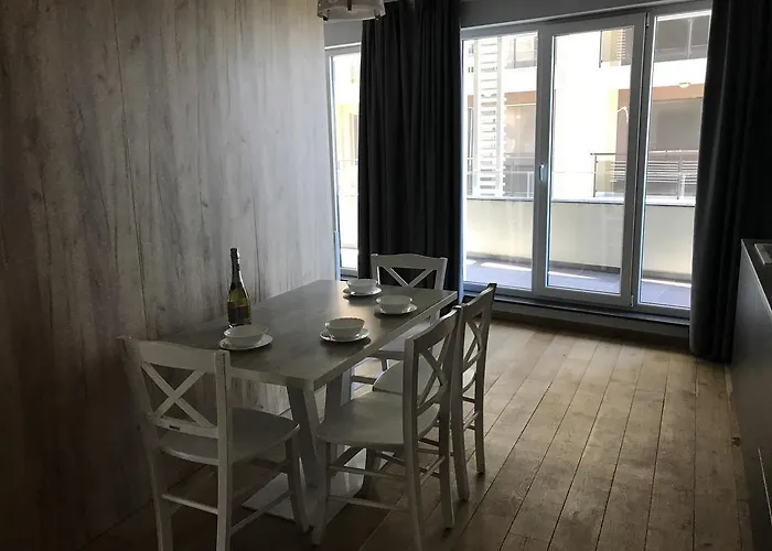 Botabara Del Mar Apartment